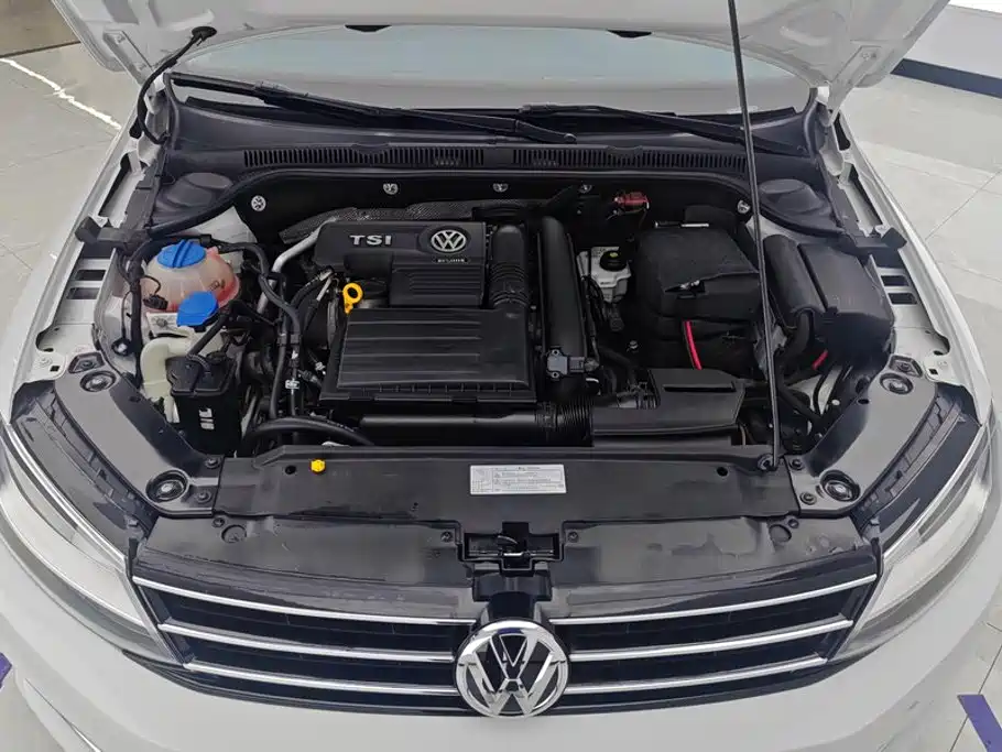Volkswagen Sagitar 2017 — фото 10