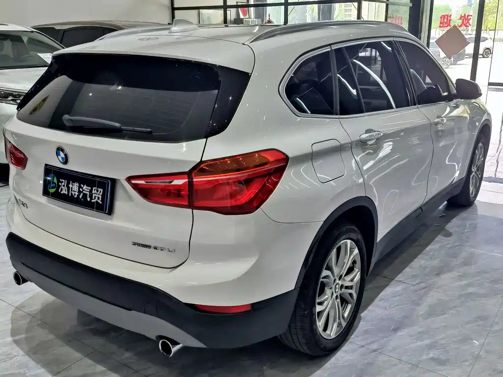 BMW X1 2018 — фото 8