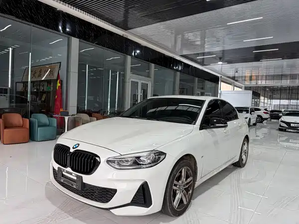 BMW 1 Series 2022