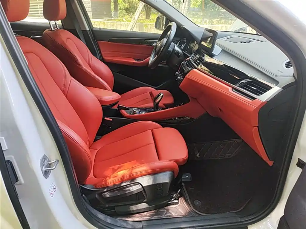 BMW X2 2022 — фото 25