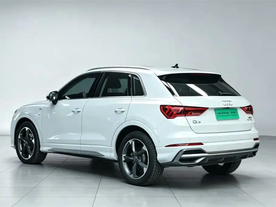 Audi Q3 2022 — фото 5