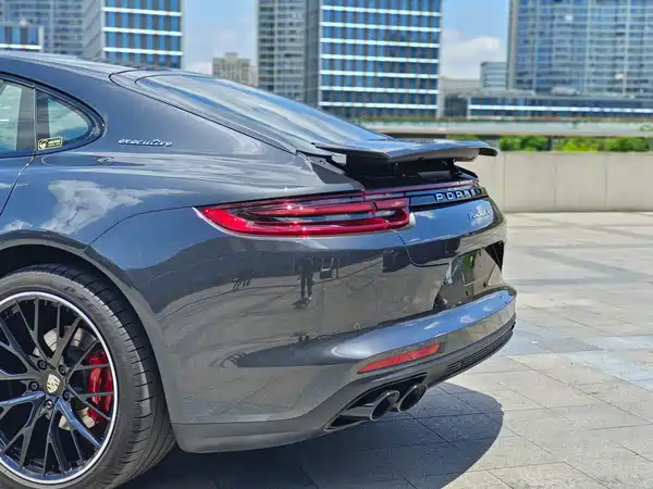 Porsche Panamera 2017