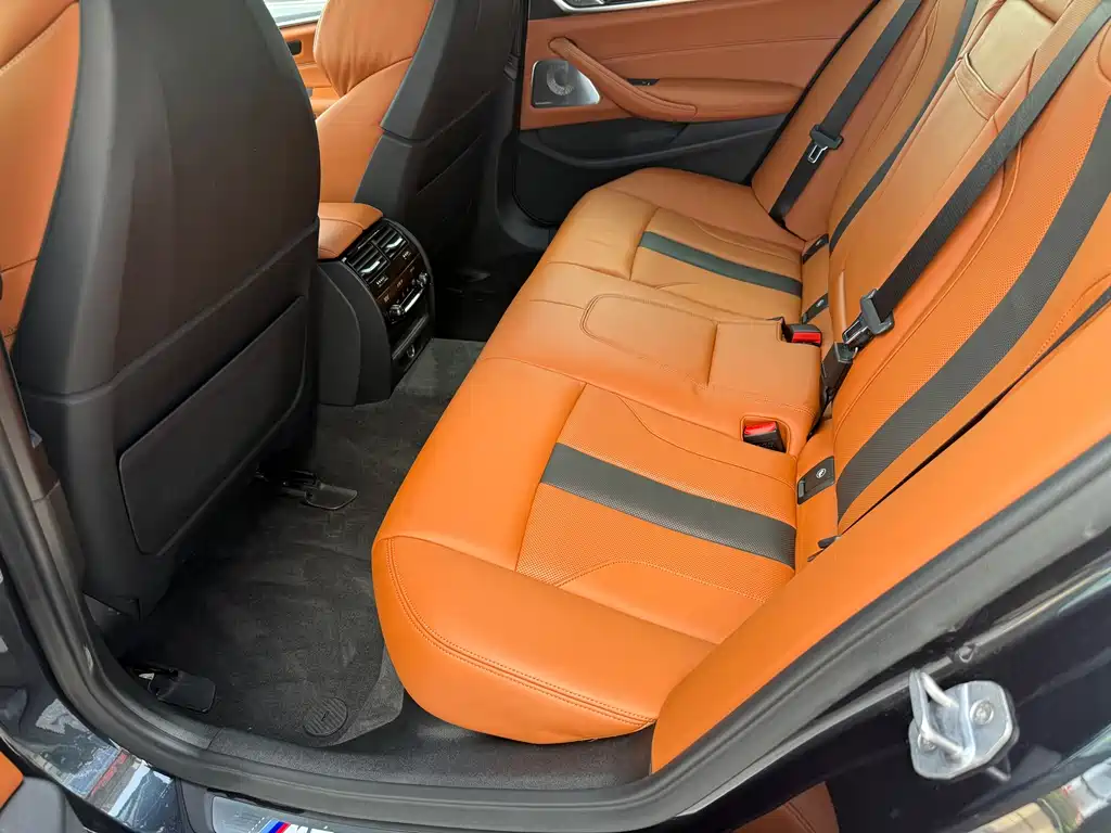 BMW M5 2018 — фото 16