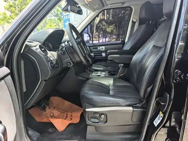 Land Rover Discovery 2016