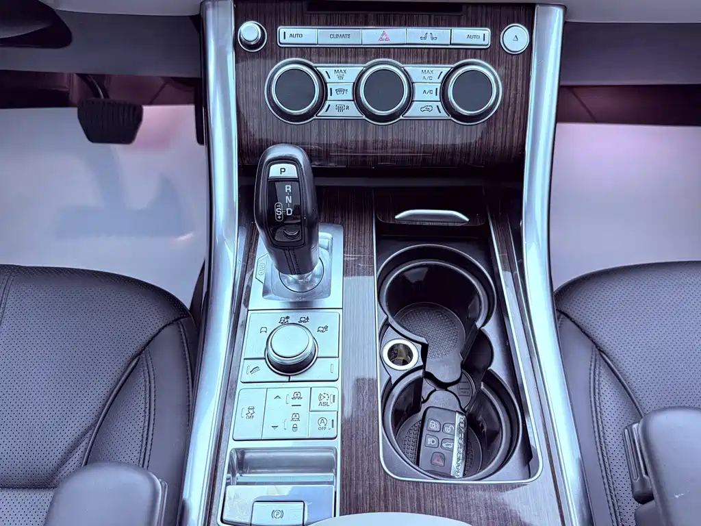 Land Rover Sport 2014 — фото 15