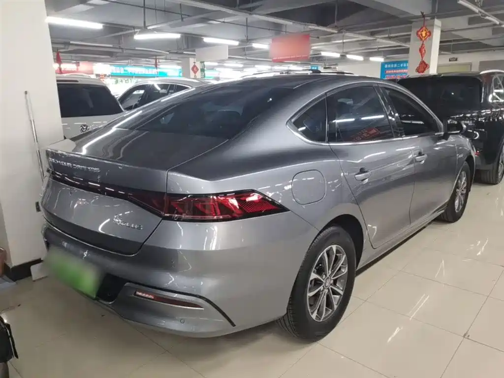 BYD Qin PLUS 2023 — фото 7