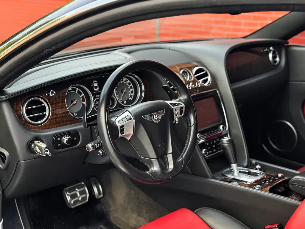Bentley Continental 2014 — фото 9