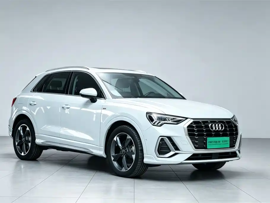 Audi Q3 2022 — фото 3