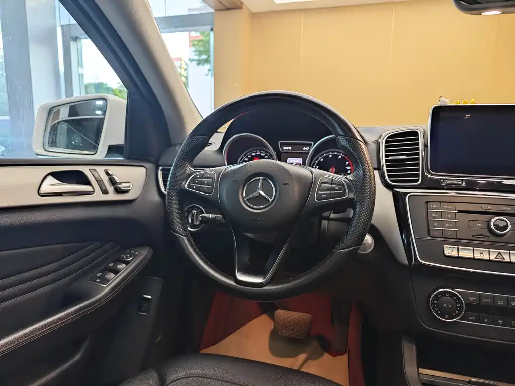 Mercedes-Benz GLE Coupe 2016 — фото 16