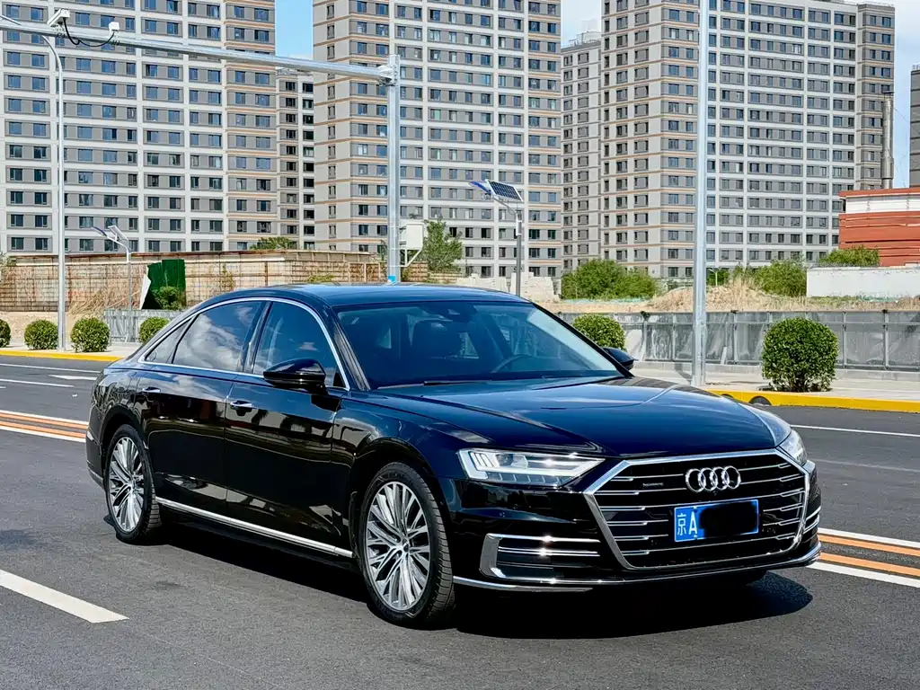 Audi A8 2019 — фото 3