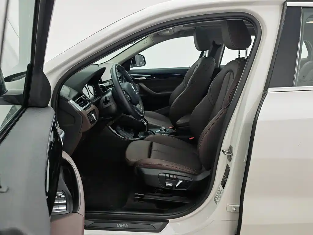 BMW X2 2021 — фото 10