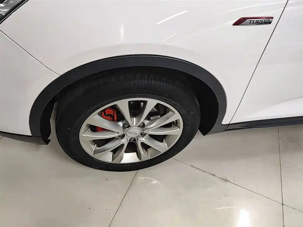 Geely Emgrand GS 2019 — фото 23