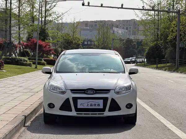 Ford Focus 2012