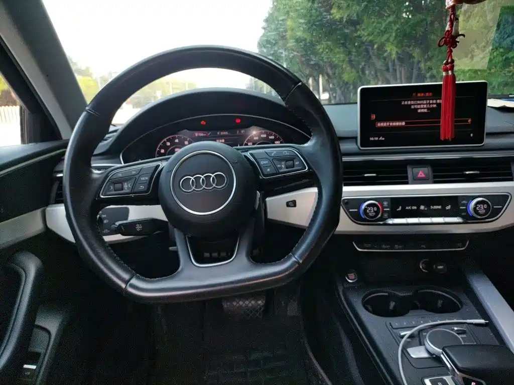 Audi A4L 2016 — фото 11
