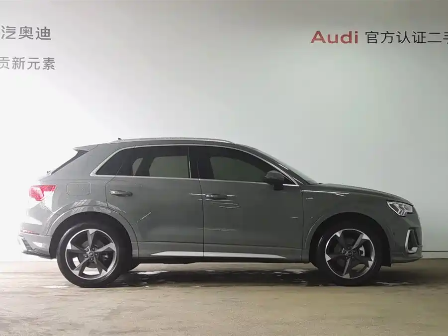 Audi Q3 2024 — фото 2