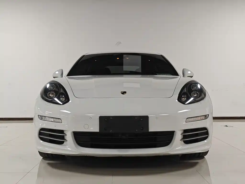 Porsche Panamera 2015 — фото 2