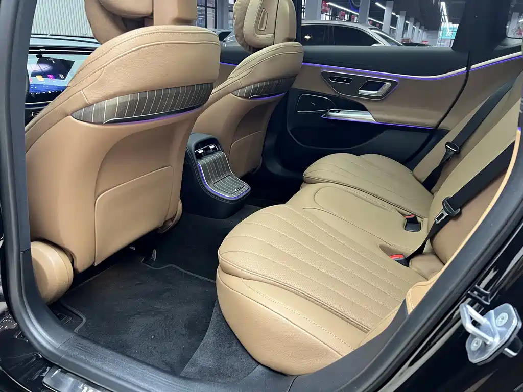 Mercedes-Benz E-Class New Energy 2025 — фото 13