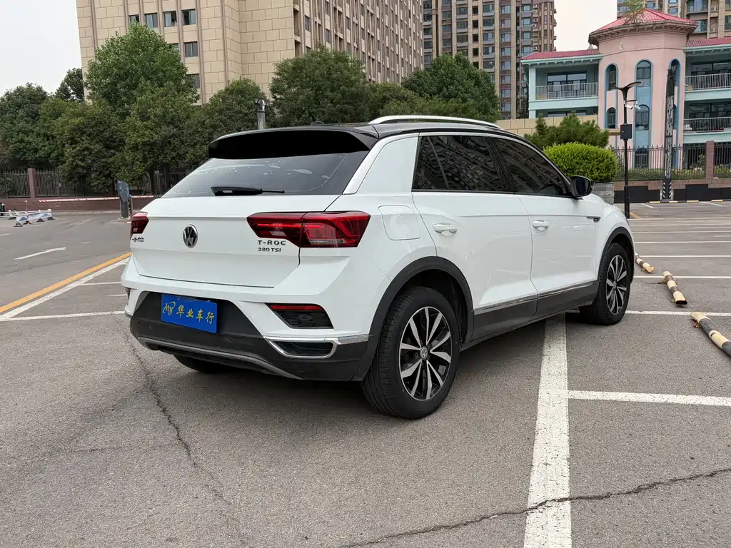 Volkswagen T-Roc 2018 — фото 13