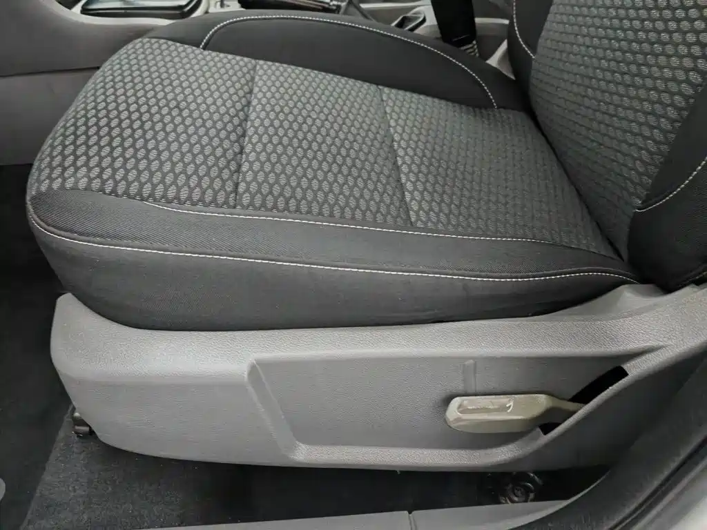 Ford Focus 2014 — фото 20
