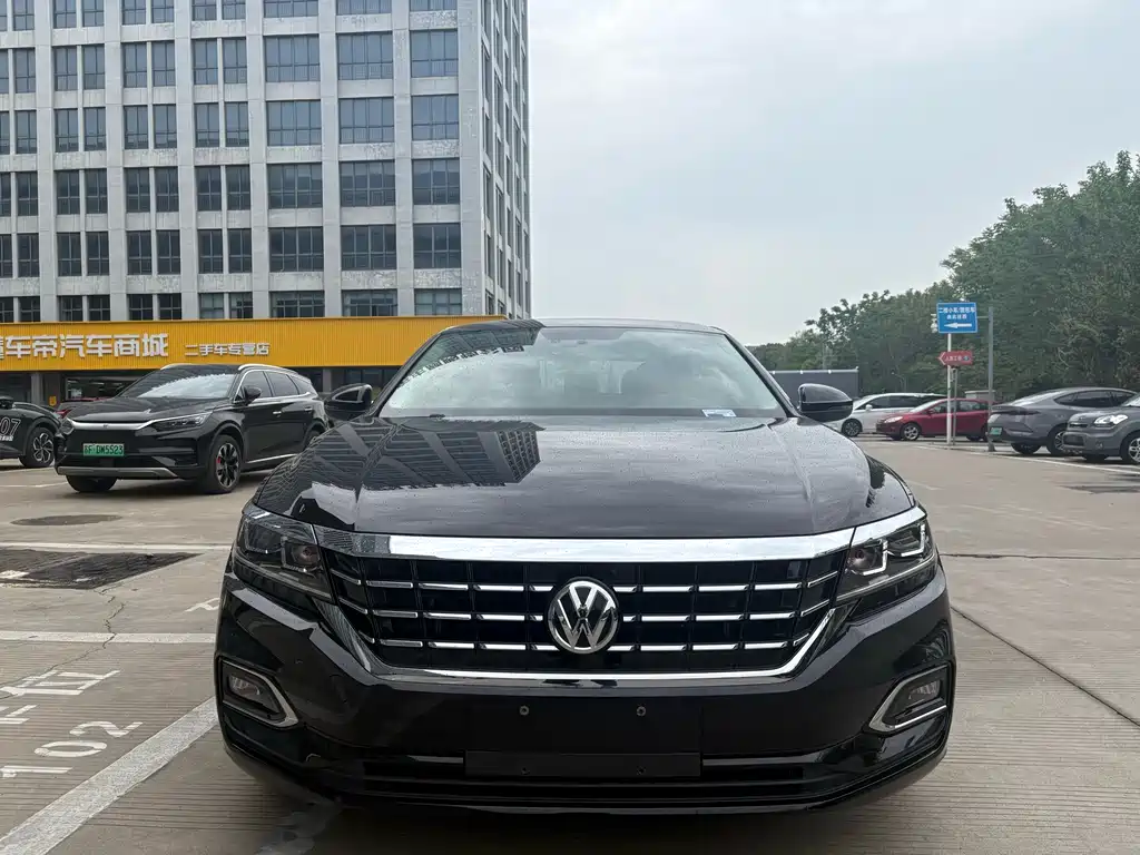 Volkswagen Passat 2020 — фото 2