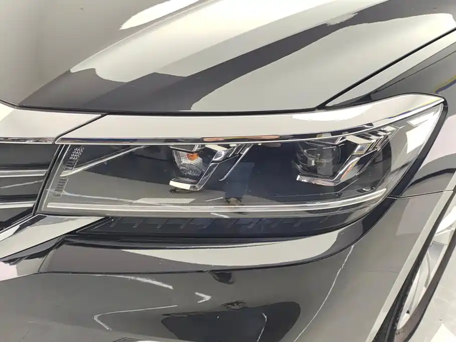 Volkswagen Passat 2023