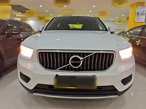 Volvo XC40 2020
