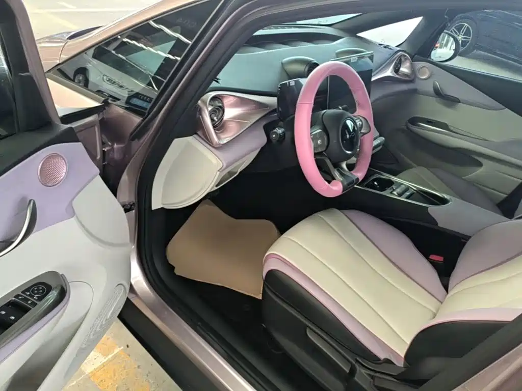 BYD Dolphin 2022 — фото 16
