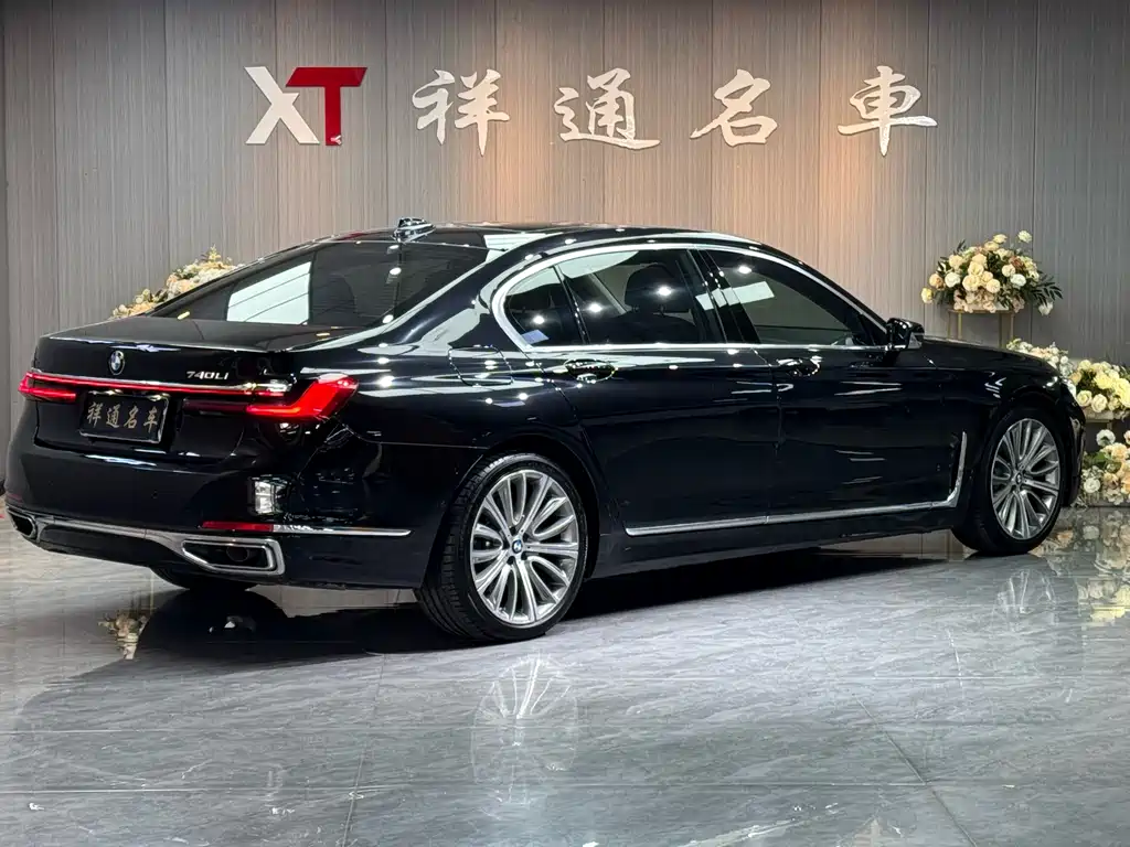 BMW 7 Series 2019 — фото 25