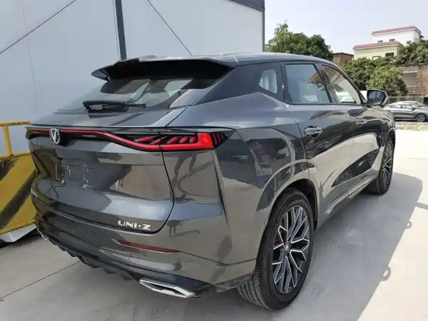 Changan UNI-Z 2024