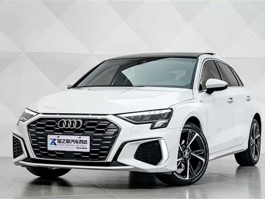 Audi A3 2024 — фото 2