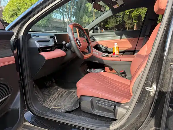 Geely Galaxy L6 2025