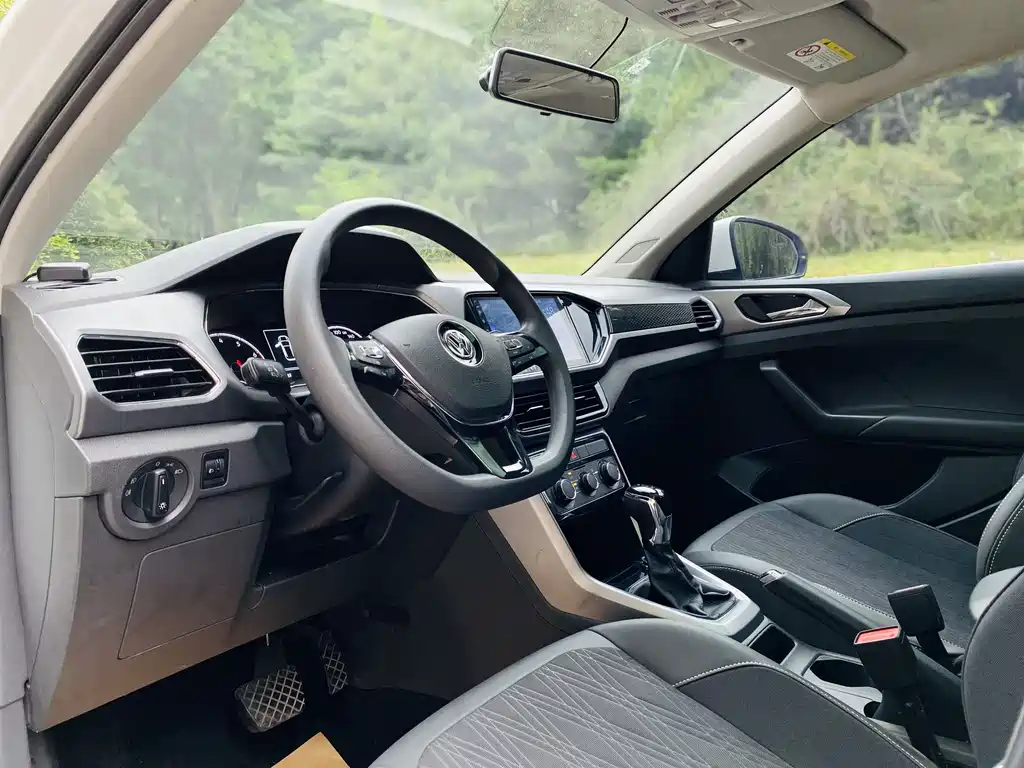 Volkswagen T-Cross 2020