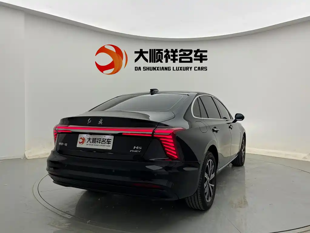 Hongqi H5 PHEV 2025 — фото 4