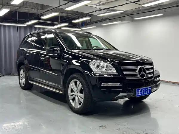 Mercedes-Benz GL-Class 2011