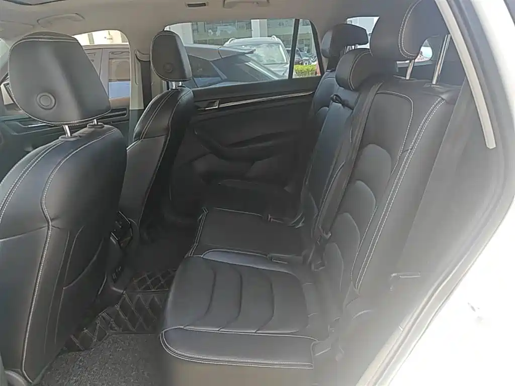 Skoda Kodiaq 2017 — фото 17
