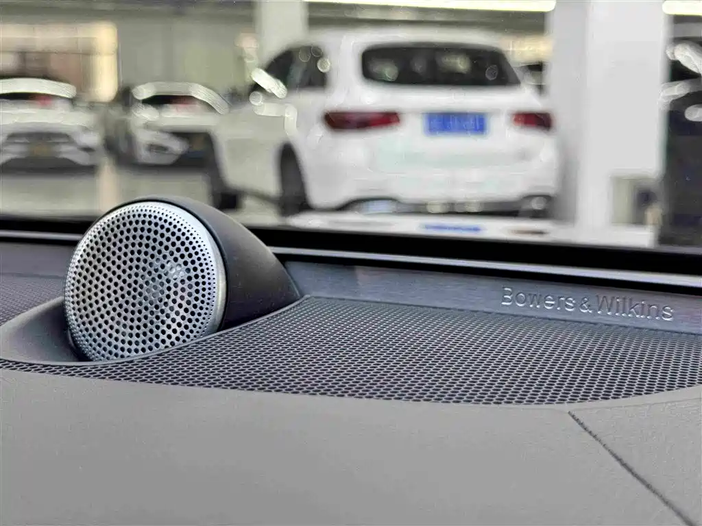 Volvo V90 2019 — фото 14