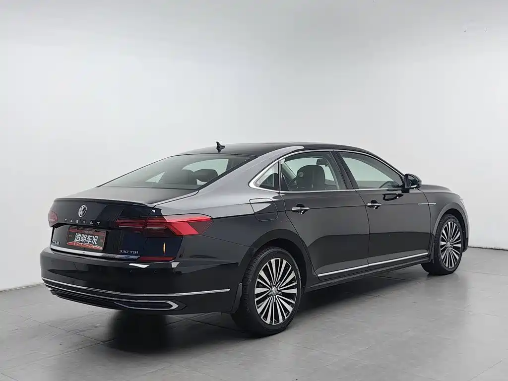 Volkswagen Passat 2019 — фото 2