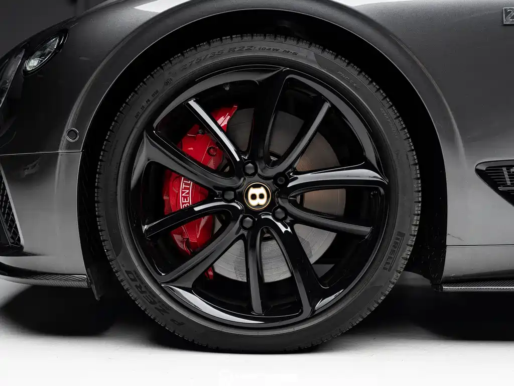 Bentley Continental 2020 — фото 15