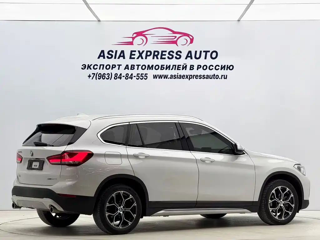 BMW X1 2022 — фото 4
