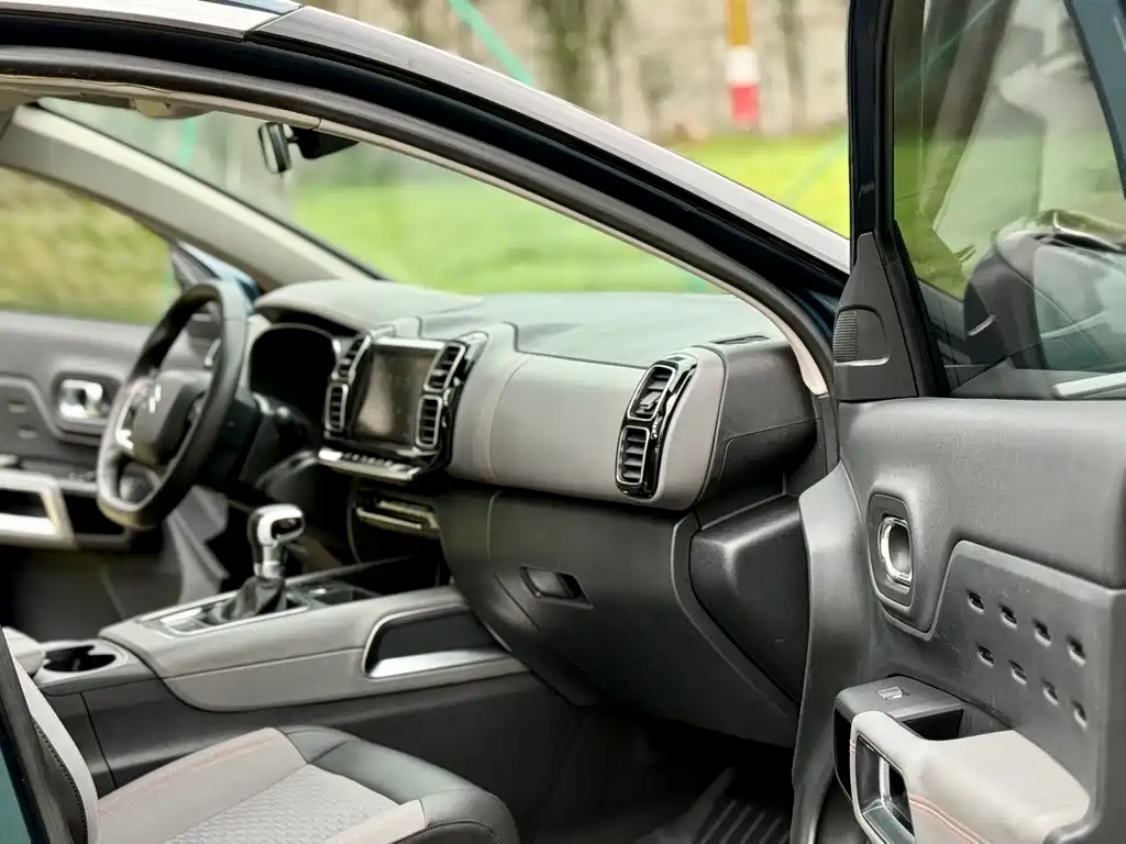 Citroen C5 AIRCROSS 2018 — фото 14