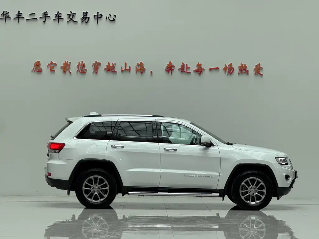 Jeep Grand Cherokee 2016 — фото 4