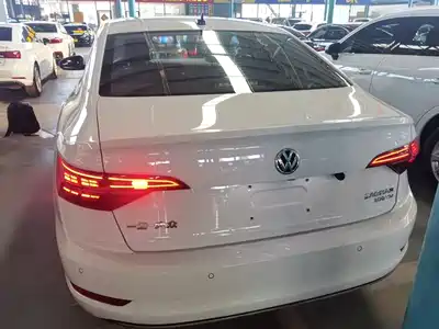 Volkswagen Sagitar 2022