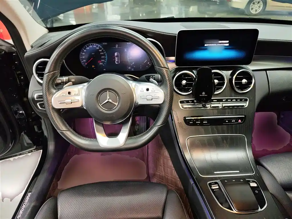 Mercedes-Benz C-Class 2020 — фото 7