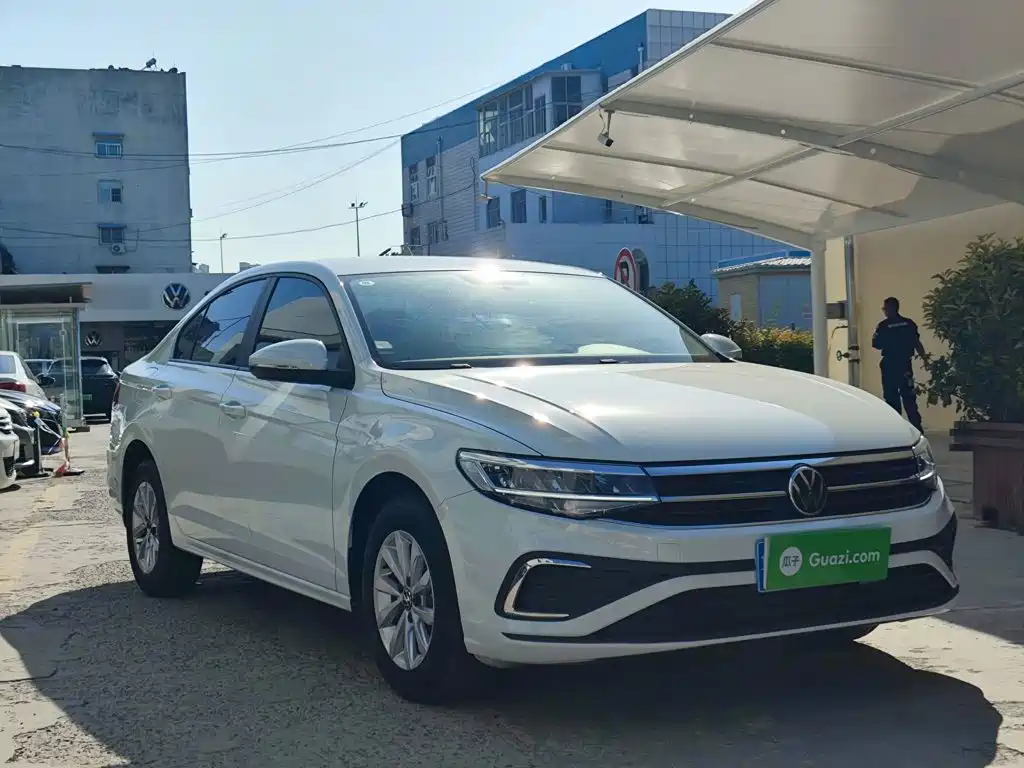 Volkswagen Bora 2024