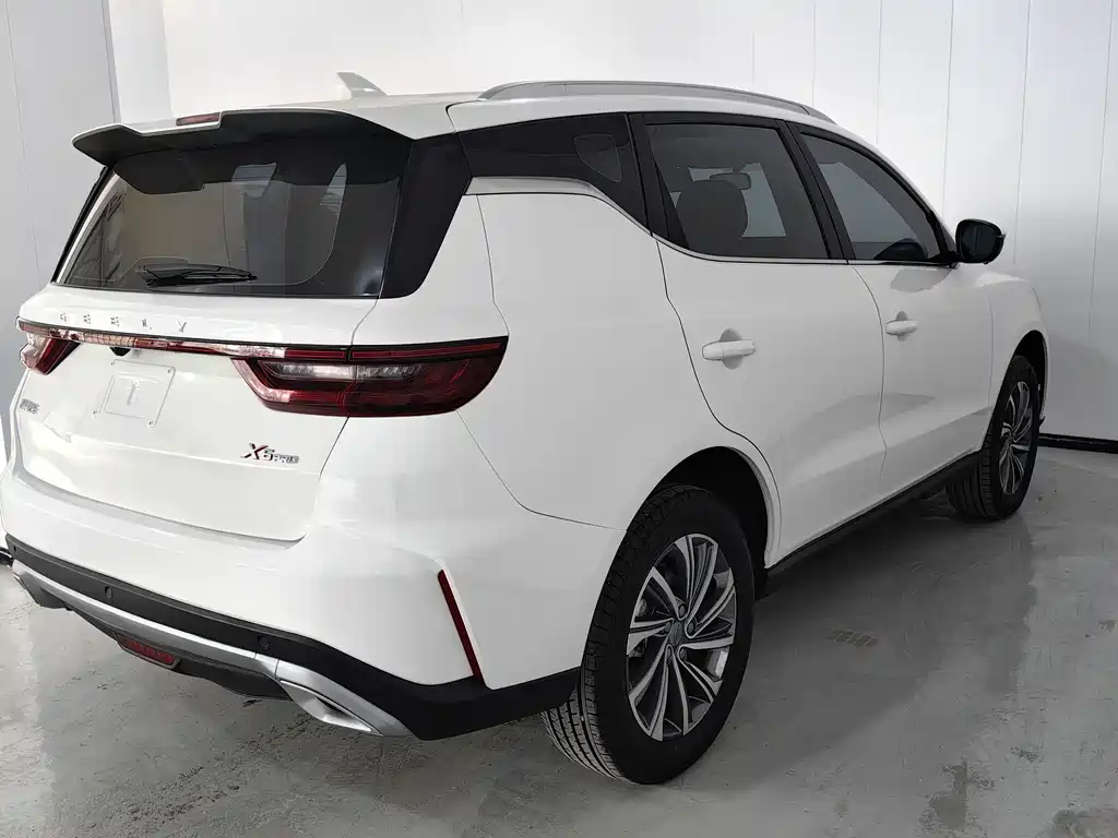 Geely Vision X6 2022