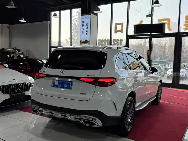 Mercedes-Benz GLC 2024