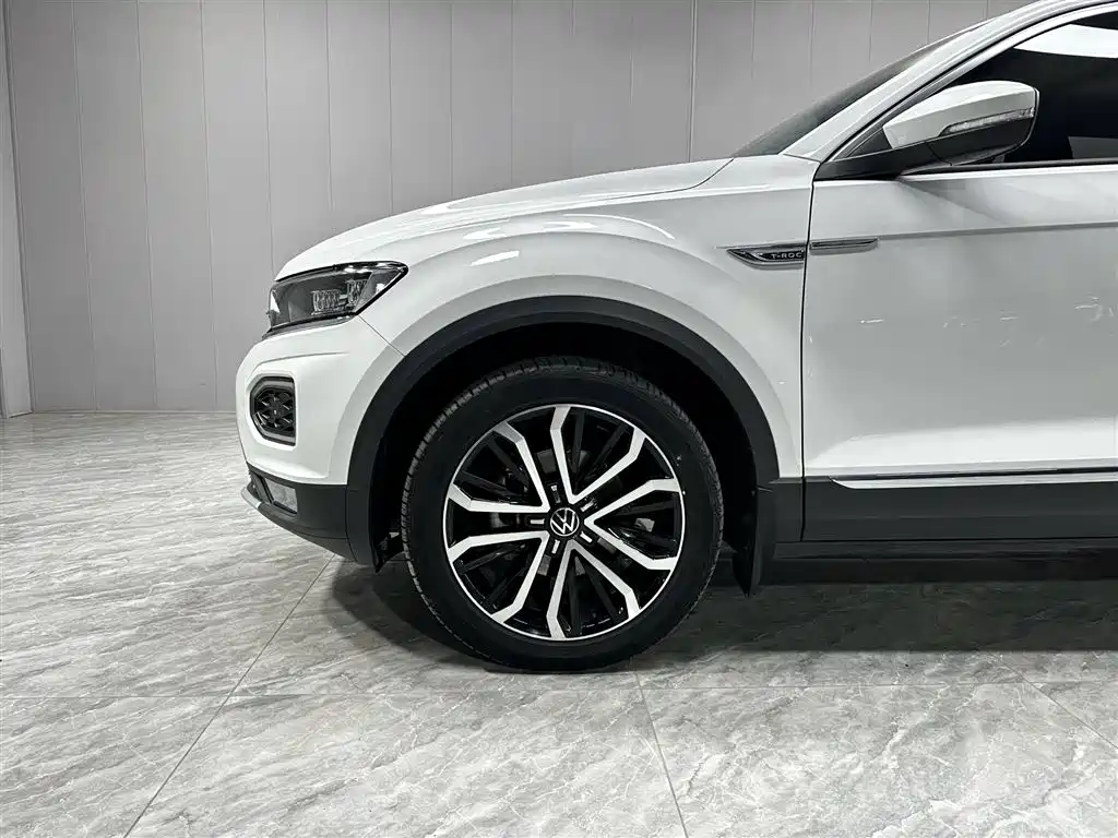 Volkswagen T-Roc 2022 — фото 8