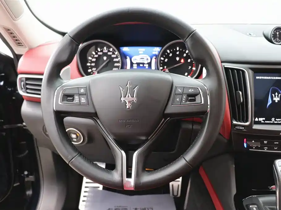 Maserati Levante 2021 — фото 16