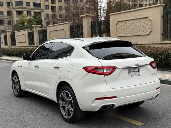 Maserati Levante 2017