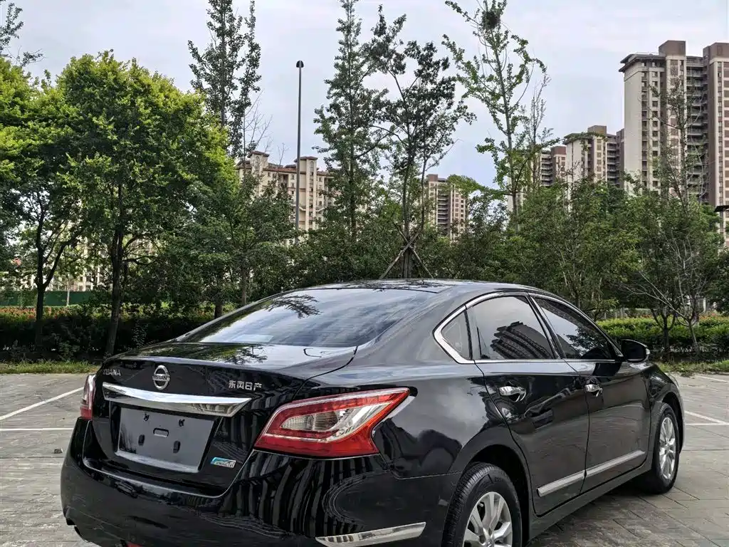 Nissan Teana 2015